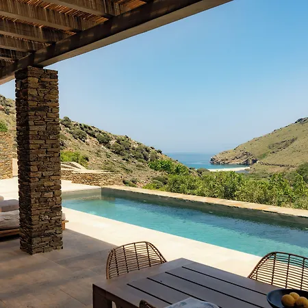 Onar Andros Hotel 3*