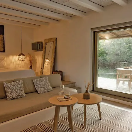 Onar Andros Hotel 3*